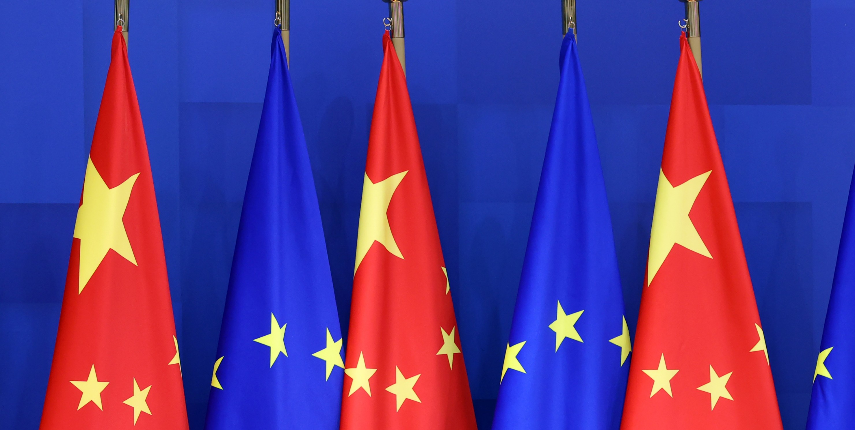 EU-China summit flags
