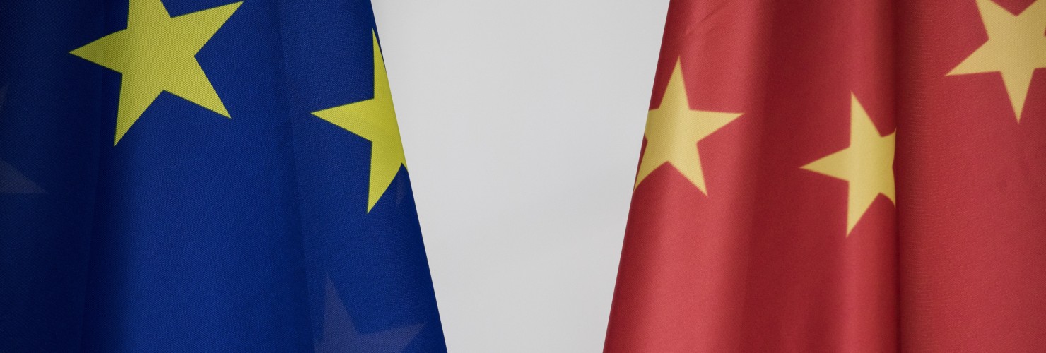 Flags of EU and China
