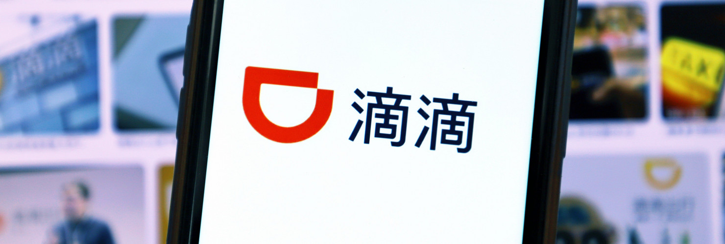 The APP DIDI interface is displayed on a mobile phone.