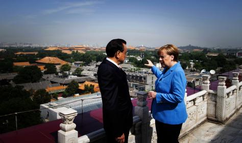 Chancellor Merkel and Chinese Premier Li Keqiang in Beijing in May 2018. 