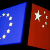 Flags of European Union and China